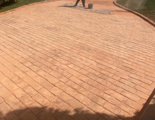 hormigon-impreso-en-forma-de-baldosa